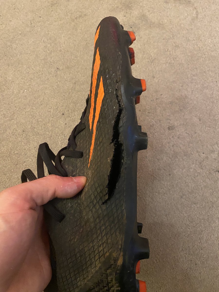 gary_eley's tweet photo. @adidasUK do you have an email I can contact about faulty boots? 2 months old and fallen apart already. https://t.co/gBv3DVlnlK