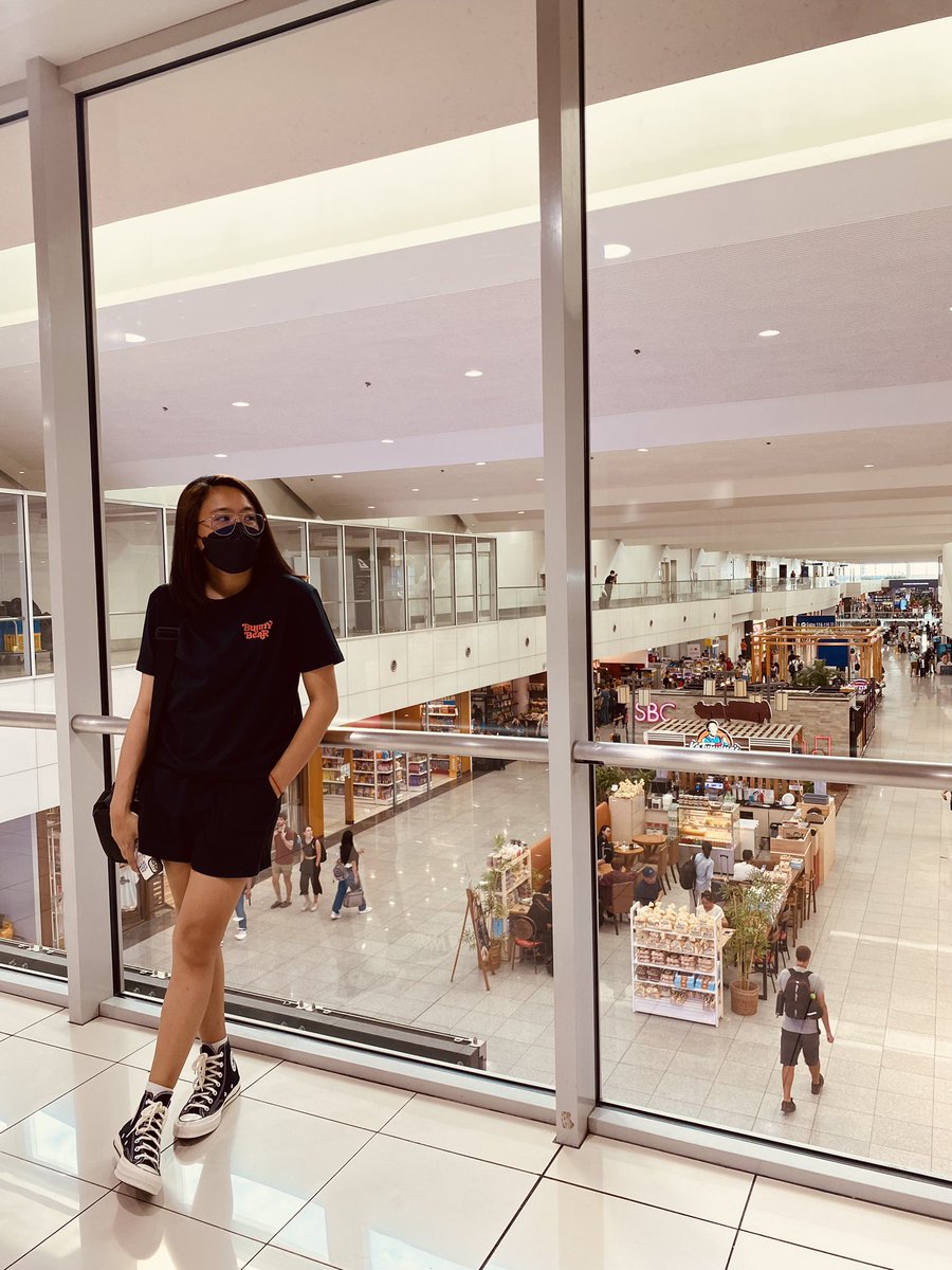sssichiii's tweet photo. @BBFreenBeckPH admins ready for #FreenBeckyFanBoomMNL 🐰🧸 #BunnyBear https://t.co/B8fu1SAn4K