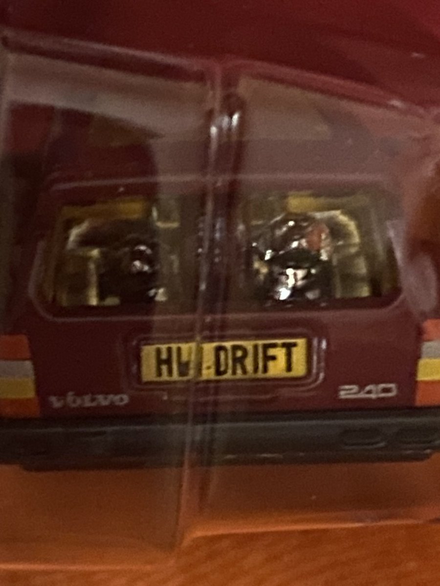 Ardles_'s tweet photo. Not been this excited for a while about a ‘bargain bin’ find (1 euro paid at airport) - #hotwheels #Volvo #driftwagon Such a cool little model. I want one full size 😎👊
@DiecastAddicts @Carpervert @DiecastHut @harrismonkey #toycollector #hotwheels #diecast #estatecar https://t.co/EPEWRoW104