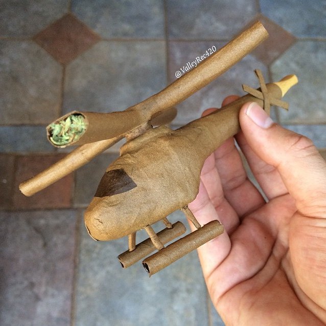 vinicius_snrr's tweet photo. Its 420 day, show us a picture of a blunt you rolled.

I'll start https://t.co/29ipQSQDNI