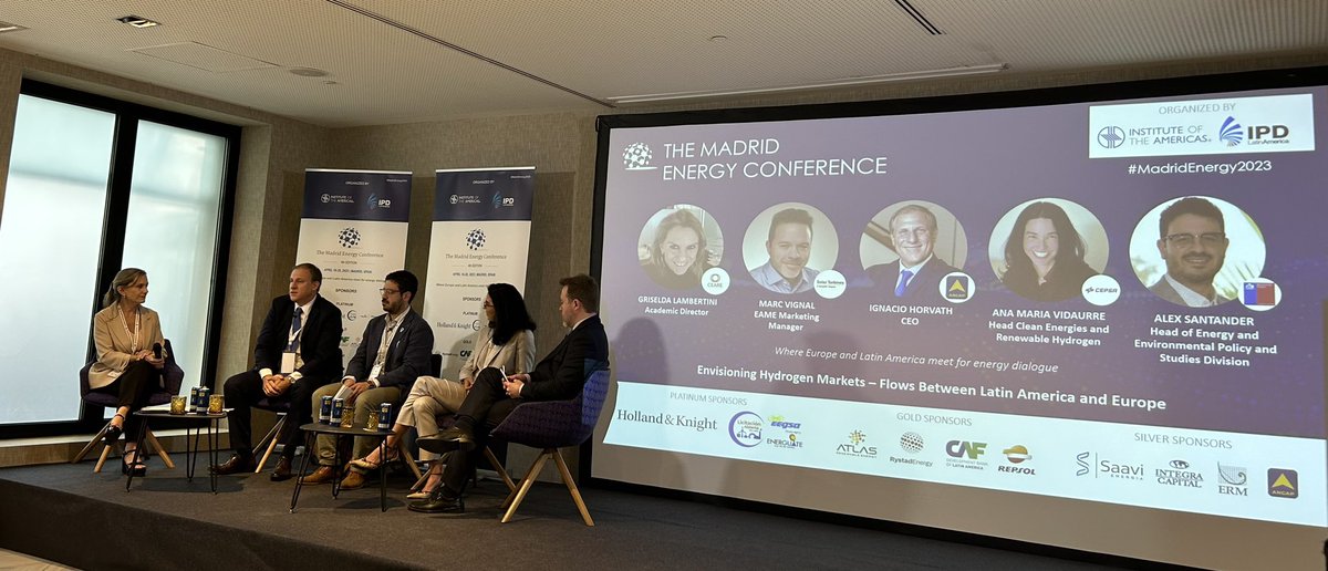 IOA_Energy's tweet photo. It’s time to dive into H2 at #MadridEnergy2023

A wonderful panel with Griselda Lambertini @CEARE_UBA 
Ignacio Horvath @AncapUruguay 
Alex Santander @MinEnergia 
Ana María Vidaurre @Cepsa_ES 
Marc Vignal @SolarTurbines https://t.co/baV54PNZef