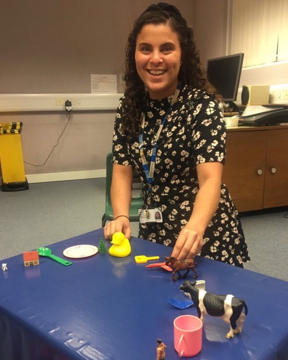 CUH_audio's tweet photo. Wishing the best of luck to paediatric audiologist Jessica who is running the #LondonMarathon this weekend! She's been training for months to raise money for DELTA (Deaf Education through Talking and Listening) - you're going to smash it!🏃‍♀️

@DeafEducation @LondonMarathon https://t.co/Qhh4hznHaw