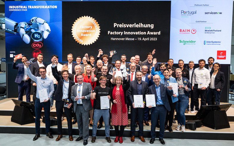 GitoVerlag's tweet photo. Preisverleihung Factory Innovation Award - Hannover Messe 19. April 2023 - Industrial Transformation Stage. Wir gratulieren allen Siegern und Preisträgern sehr herzlich!
#innovation #factoryaward #smartfactory #software #digitalisierung