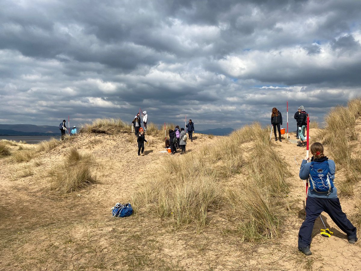 FHSRegentsPark's tweet photo. Our GCSE Geographers are having a fantastic time in the Lake District undertaking an action-packed field trip! Here they are measuring river levels and exploring coastal erosion #FHSTrips #GCSEGeography https://t.co/FW2CDld4bK