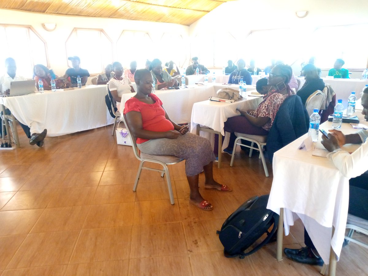 KadegaBeverly's tweet photo. Glad to participate in the two days training by Transparency International in Siaya County on Budget, Corruption and Anti-corruption strategies. Today we are keen on the legal frameworks that govern the county budget processes.#usawamashinani @TIKenya ,@SadiaElizabeth https://t.co/t3D3Pri98h