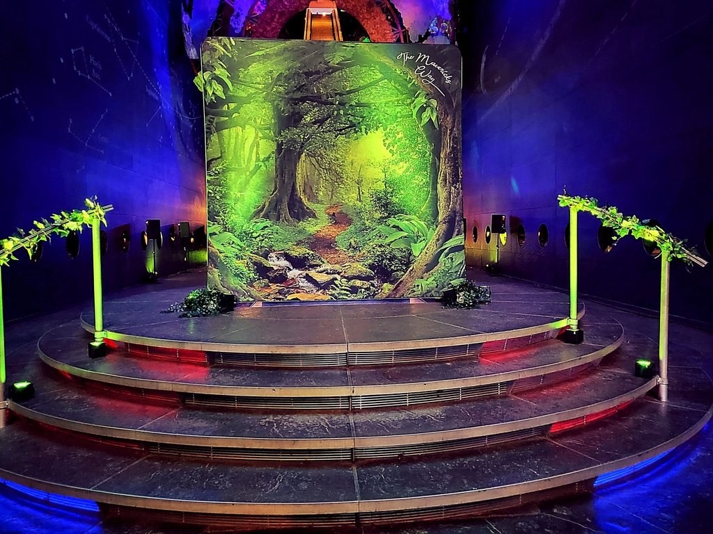 A lovely holistic vibe in the Earth Halls @nhm_venuehire last night!!