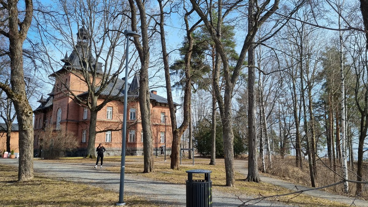 RIL:n kevätkokouspäivä käynnistyy Hiedanrannan tutustumiskierroksena. <a href="/Tamperekaupunki/">Tampereen kaupunki</a> kasvaa ja kehittyy älykkäästi <a href="/RILInsinoorit/">RIL</a>