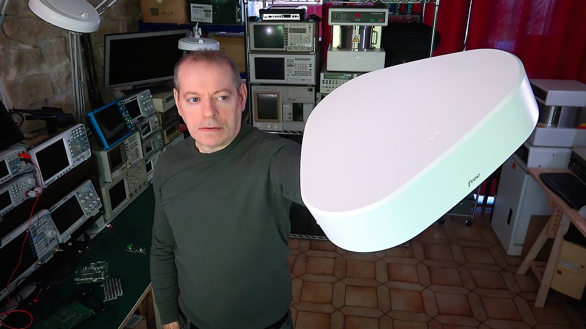 J'ai finalement pu me procurer une Freebox Delta donc le dernier épisode (fin Mai) sur l'analyse hardware des box internet fibre portera sur elle et non pas sur la Freebox Pop, comme ça on restera dans le même haut de gamme que les 3 autres (Livebox 6, BBox Ultym et SFR Box 8) 😊