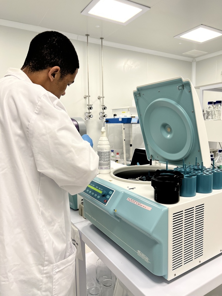 DayanClub's tweet photo. News from the WHO: mRNA Technology Transfer Programme moves to the next phase of its development https://t.co/5rnrv7Qud2 https://t.co/o7TzdzAPPU