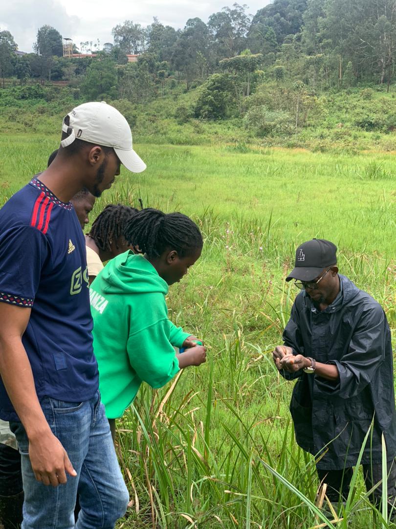 Students are from Zoology and conservation and Botany and conservation departments of the <a href="/urcst/">UR-CST</a>.