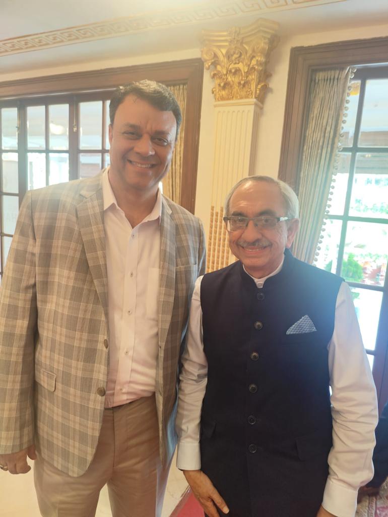 FravashiA's tweet photo. Chairman of Fravashi Schools,Mr.Ratan Luth has been honoured with the Navabharat CSR Award 23 at the Raj Bhavan on 19th April by the Hon.Governor of Maharashtra,Shri Ramesh Baisji in the presence of the Deputy CM of Maharashtra,Hon. Speaker of Assembly, Maharashtra &amp; many more. https://t.co/qToHQCivq7