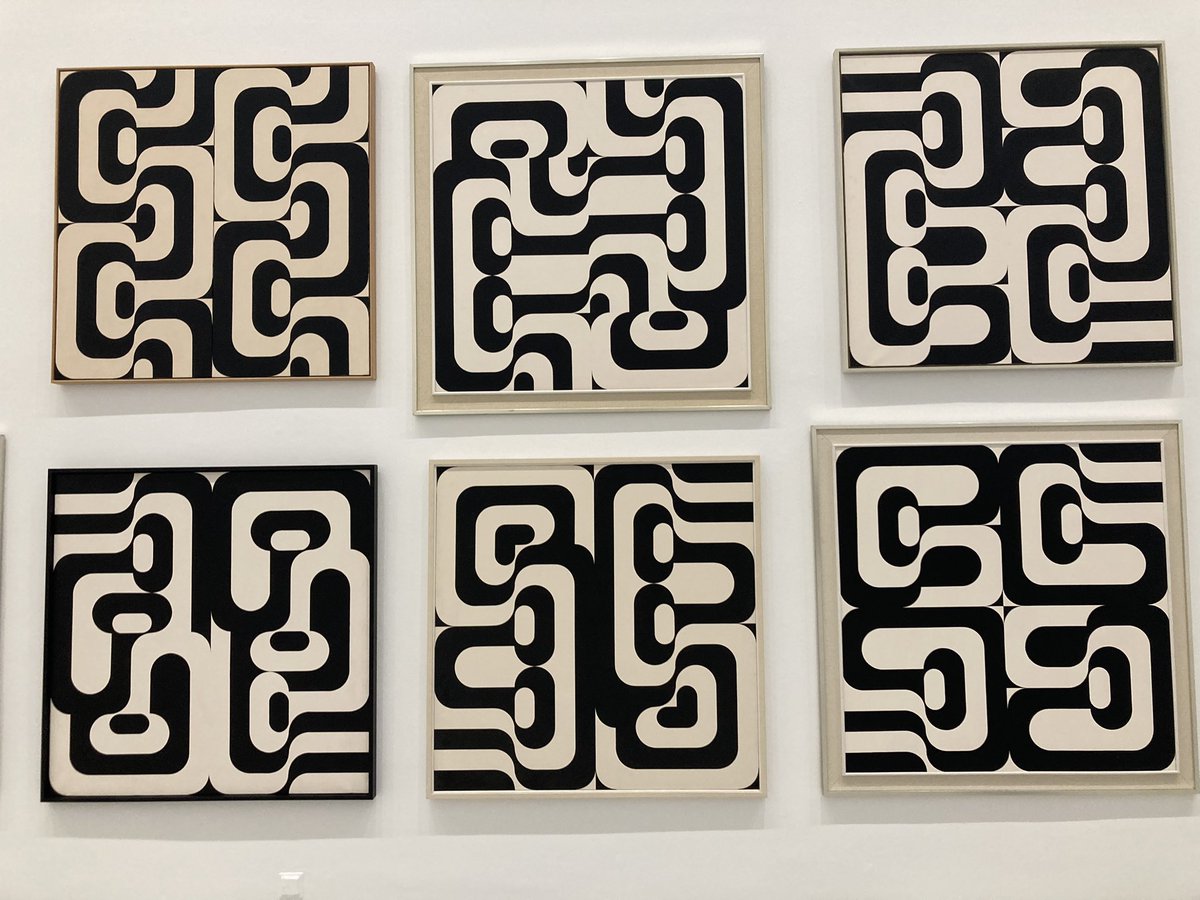 A las 12:30 presentamos en el <a href="/caac_sevilla/">CAAC - Centro Andaluz de Arte Contemporáneo</a> 'Manuel Barbadillo. Arte combinatoria' que han comisariado Pepe Yñiguez y Yolanda Torrubia. Fans del arte modular, os va a encantar