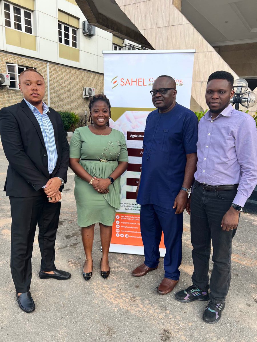 sahelconsulting's tweet photo. On the BASICS-II project, we trained a group of commercial Cassava Seed Entrepreneurs (CSEs) in Imo State on how to manage a successful and sustainable cassava seed business in Nigeria.
@TemiAdegoroye
#sahelproject #cassava https://t.co/K0xvfoQMQx