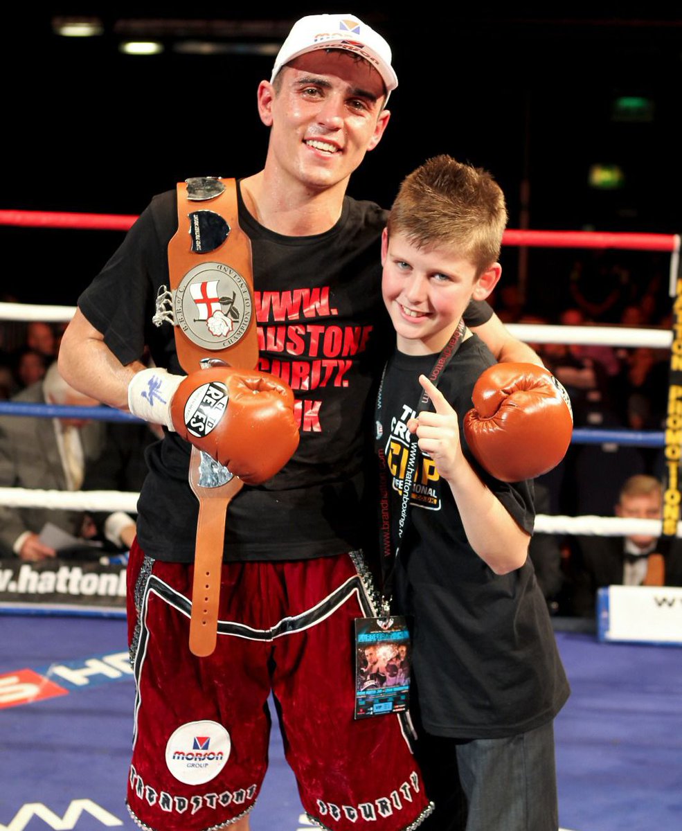 MatchroomBoxing's tweet photo. All grown up 😳 @ant_crolla 

@williamcrolla makes his professional debut in Manchester on #LaraWood2 ✨ https://t.co/5bHht8F06J