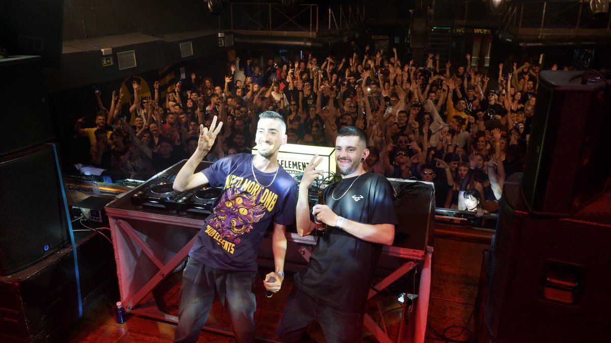 ❤️‍🔥🥁 GRANADA NO FALLA 🥁❤️‍🔥

#PabloodAnco #Frannabik #DubElementsFriends #Granada #SalaTren