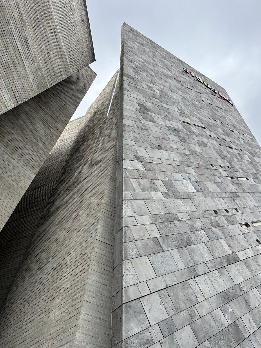 khunkim_ceo's tweet image. iHQ ตอนเด็กๆก็ดูซีรีย์เกาหลีเขามาตลอด วันนี้ได้มีโอกาสมาร่วมธุรกิจกับท่านประธานบริษัทแล้ว 🙏🏻
#oppame #iHQ #entertainment #ดาราเกาหลี #ซีรีย์เกาหลี #KPOP #รีวิวเกาหลี