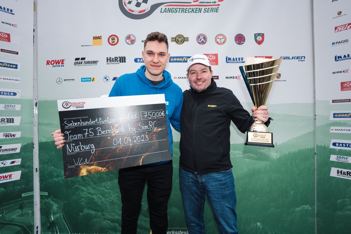 SimRC_de's tweet photo. #DNLS Champions ✅️

Shoutout to the @nuerburgring  for an amazing time 🤩 at the most recent round of the series where a prize giving ceremony was held for the #DNLS Champions 🙌

#DNLS https://t.co/DKi28HiBt0
