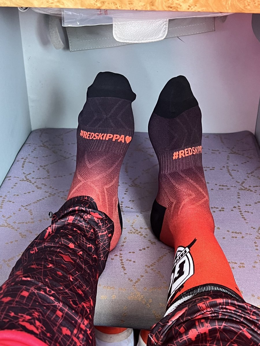afrikatau's tweet photo. My first Official international pacing duty this weekend #loverunning #Sub4pacer #LondonMarathon2023 https://t.co/VKGZ1pLprz
