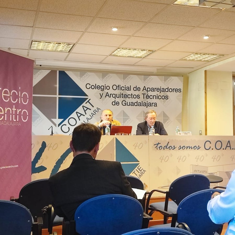 Asistencia de la JG del <a href="/coaatiealbacete/">COAATIE ALBACETE</a>  al acto de homenaje a los Aparejadores en el COAATIE Guadalajara y a la Asamblea del Consejo Regional.

<a href="/ECuevasAtienza/">Eduardo Cuevas Atienza.</a> <a href="/LozanoTendero/">Antonio Tendero Lozano</a> <a href="/Manuel_Villar_A/">Manuel Villar Alcaza</a> <a href="/jmguiard/">Josemi Guiard</a> 

#aparejadores