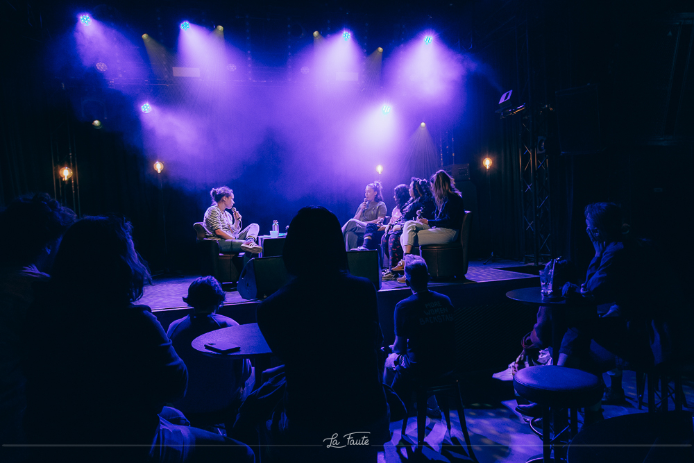 FMontupet's tweet photo. 📻 Le replay audio de la conférence de @julia_vastel (@LeSonUnique) lors du festival More Women On Stage est dispo :

https://t.co/p3akfgJs6p https://t.co/xUPz3PA3J8