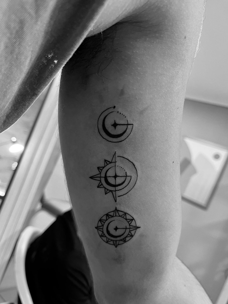 sinbicita's tweet image. Gfriend I Love you
#Timeforthemoonnight #sunnysummer #timeforus