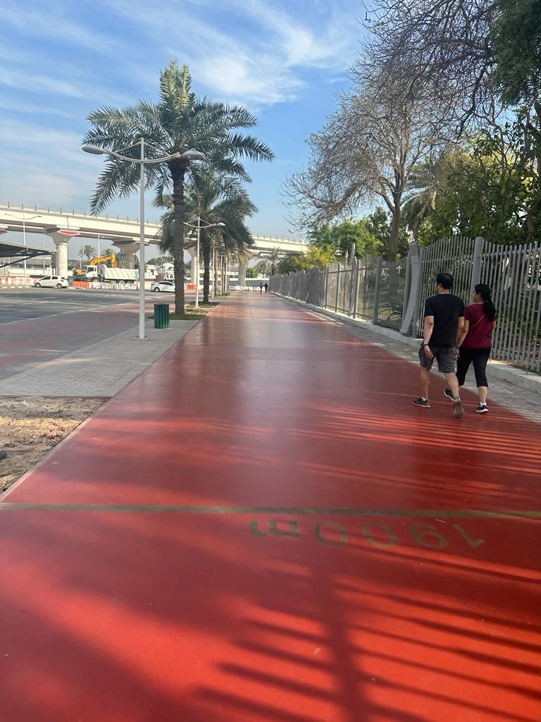 DerrickDcruz's tweet photo. Zabeel parks Dubai new Jogging track https://t.co/efr9f2J6WU