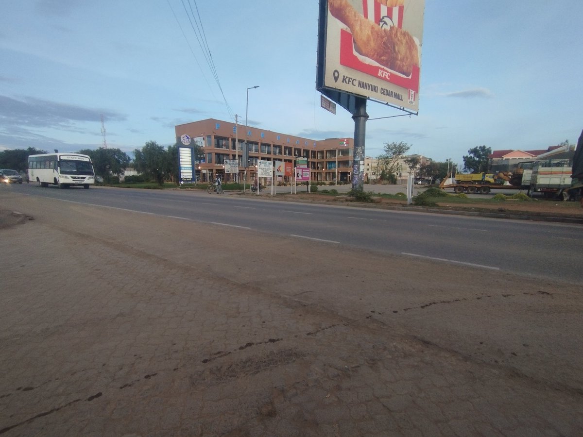 uhproperties_ke's tweet photo. Are you looking to expand to the Nanyuki Market
🔸We have 5000sqft of comm. Space right in the CBD along the highway
🔸Ideal for a hospital, a restaurant, a bank or sacco .etc
🔸The mall hosts other businesses such as the Chicken, pizza &amp; creamy inn, City walk, etc
☑️0741770767 https://t.co/xdR4mQ9vwO