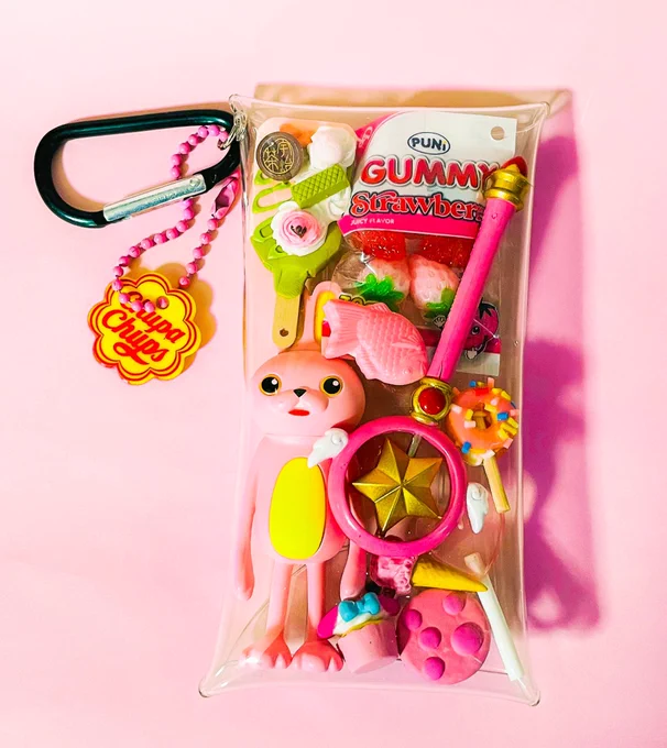 クリアコインケースにガチャガチャ詰める奴第2弾!楽しいー!衝動買いした物達を見せる収納にする為やってみた筈なのに気づけば詰める為に普段回さない物も回し始めてとても危険である 