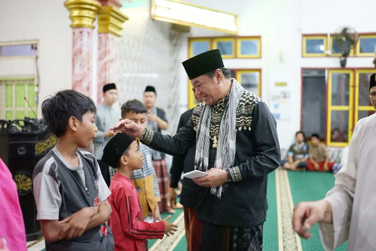 rosjonsyah64's tweet photo. "Ketika niat kita sudah memiliki tekad yang kuat dalam beribadah dan memakmurkan masjid pastinya akan dimudahkan Allah SWT.
https://t.co/e0YNm93Sx7 https://t.co/kM0W5L0vk2