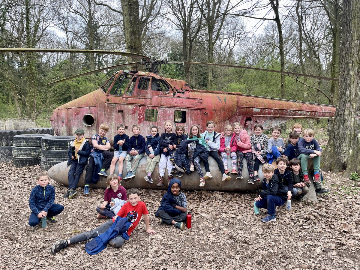 pinewoodprepsch's tweet photo. The Year 4 children are having a fantastic time at Oakerwood!
#learningoutsidetheclassroom
#makinglearninganadventure #schooltrip #wiltshiremums #oxfordmums https://t.co/bpgsrBHnC3