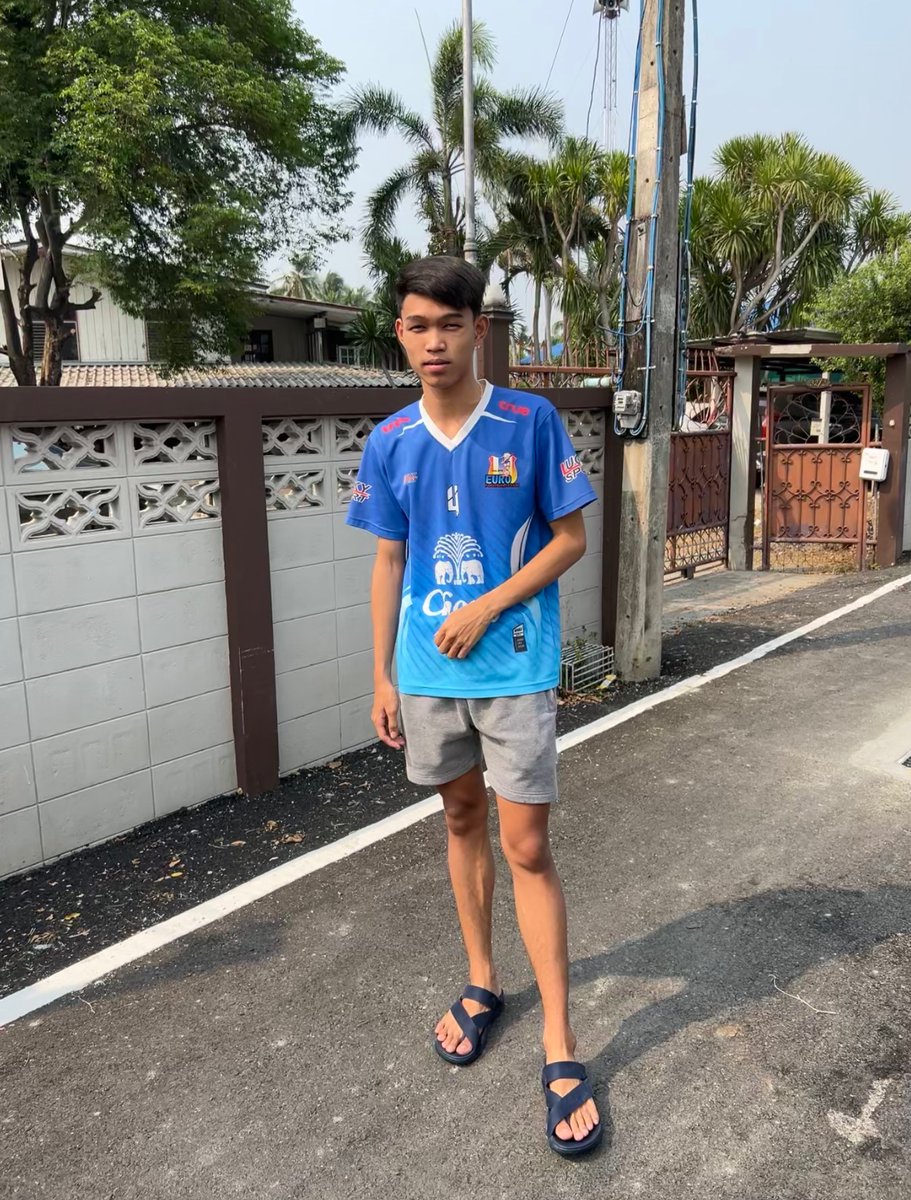 PhanuRang's tweet photo. อยากมีตังใช้ ต้องทำไงค้าบ🤣 #ลพบุรีรับงาน https://t.co/ZwJ2El0349