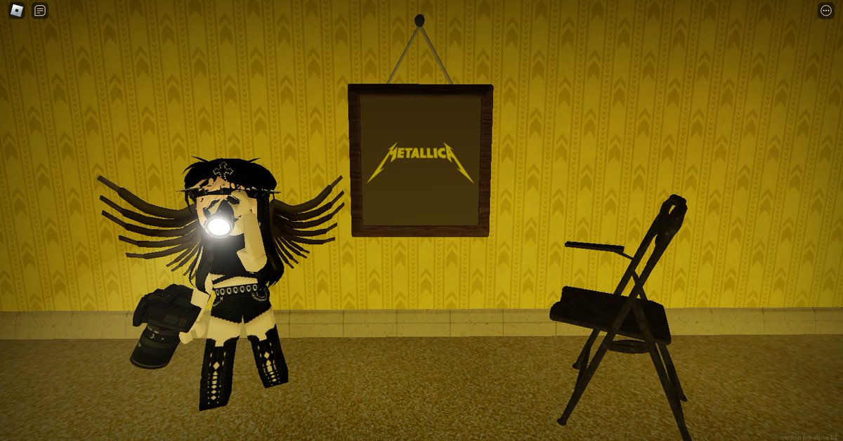 xKEEPITMELLO's tweet photo. Metallica x Backrooms https://t.co/wqx28auwuv