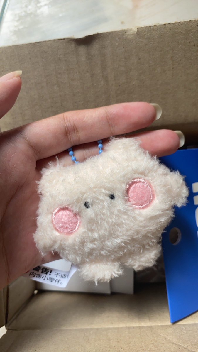 babyharu05's tweet photo. มาถึงหลายวันแล้ว แต่ยังไม่ได้มารีวิวขอบคุณที่เป็นธุระไปหิ้วให้นะคะ ราคาไม่แรงด้วย ��ว้จะฝาก��ิ้วกับร้านนี้อีกค่ะ🫶🏻 #chanat_review https://t.co/OVlpckqilt