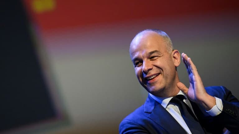 Le patron du groupe Avril (Lesieur, Puget...) assure avoir baissé ses prix de 20%
l.bfmtv.com/XsM