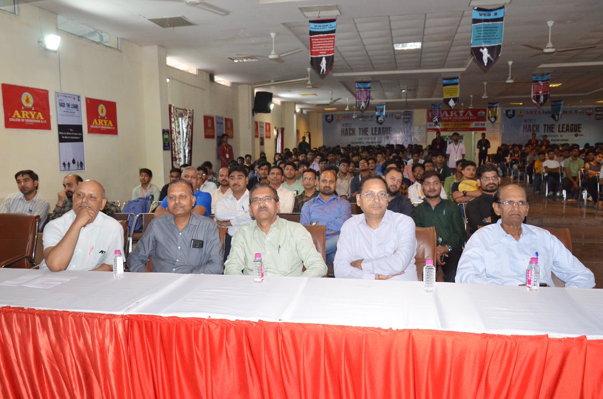 aryacolleges's tweet photo. Few Glimpses of Contest Click The Campus in #Autoignition - 2023, A National Level Tech Fest. Dr. Arun Arya Principal of ACEIT, Distributed prizes to the winners. We would like to take this opportunity to thank to you all for participating in Click The Campus Contest.
#TechFest https://t.co/zlYwpk7fI4