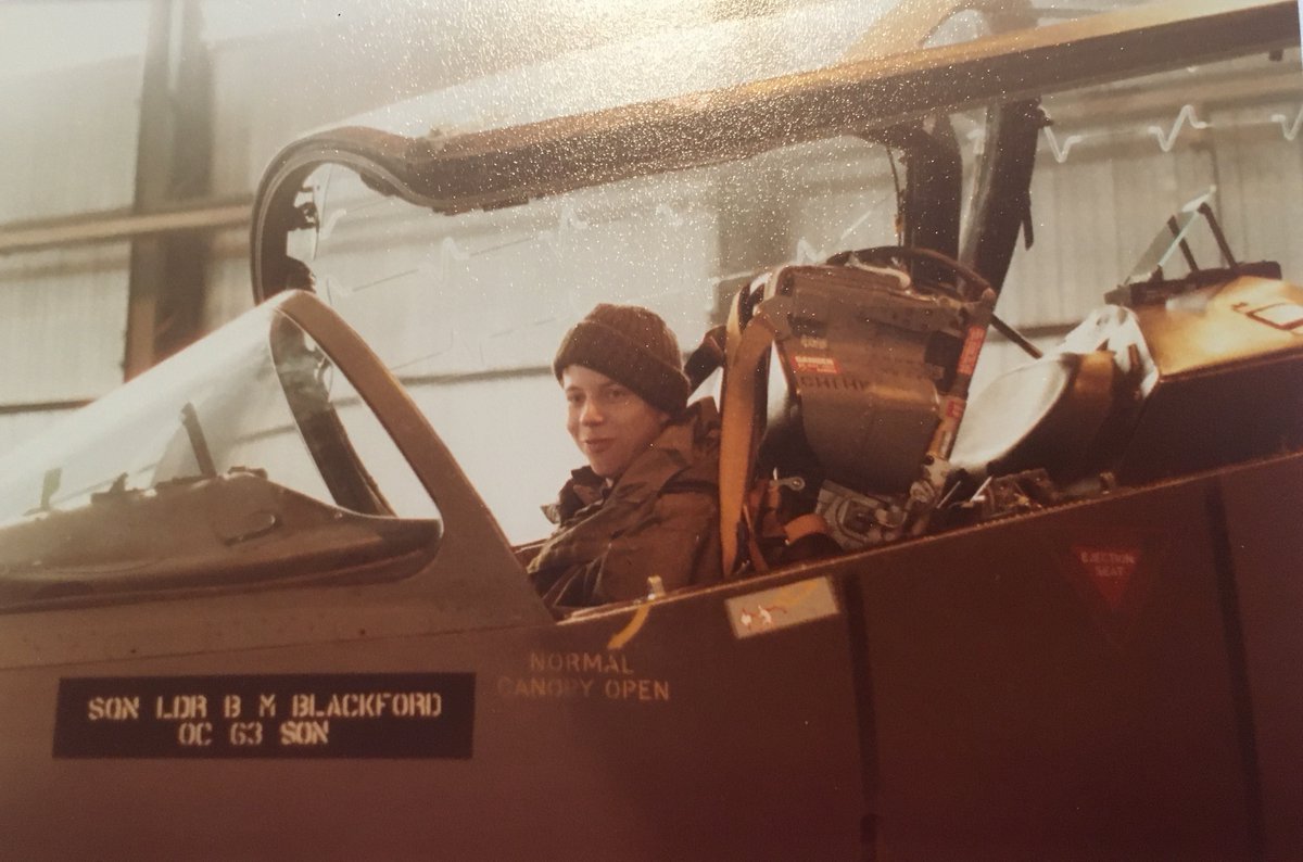 MB_EjectEject's tweet image. “We had a couple of successful ejections whilst I was there, and the satisfaction in knowing that my work helped save someone’s life was truly satisfying”.

David Ellingworth 👉martin-baker.com/maintainers/da…

#Maintainer #MartinBaker #EngineeringForLife