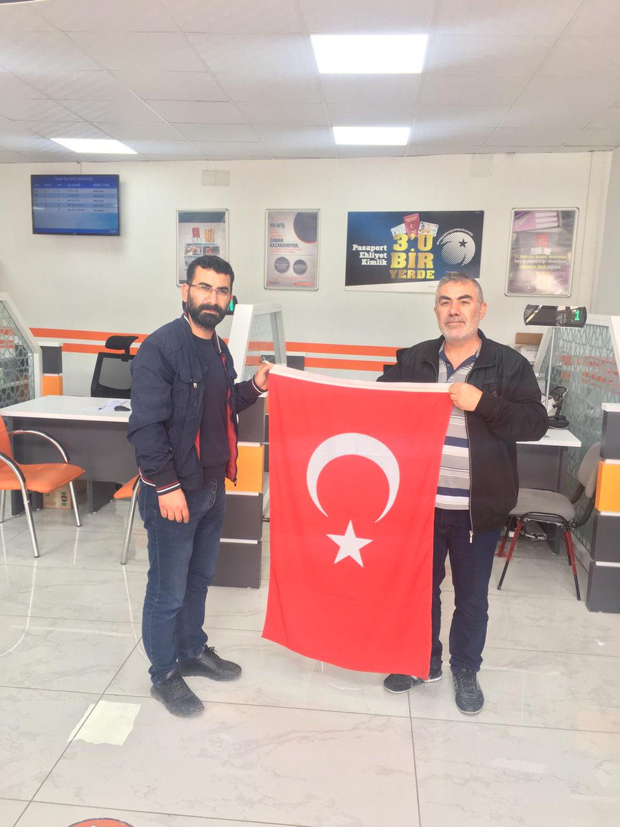 MustafaGungorlu's tweet photo. Hatay'daki çalışmaları biraz önce sona eren Ankara Nüfus personeli dönüş yolunda. Hepinizden Allah razı olsun. Hayırlı yolculuklar.
@suleymansoylu
@sefikaygol 
@merkayiran 
@ankara_il https://t.co/8bwkHo9ImR