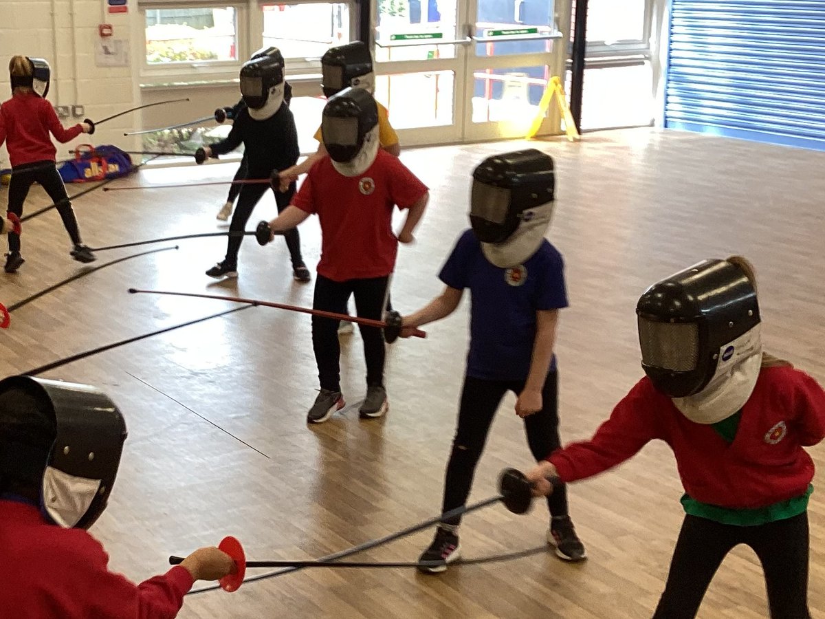 Miss Halliwell-Parker tweet media