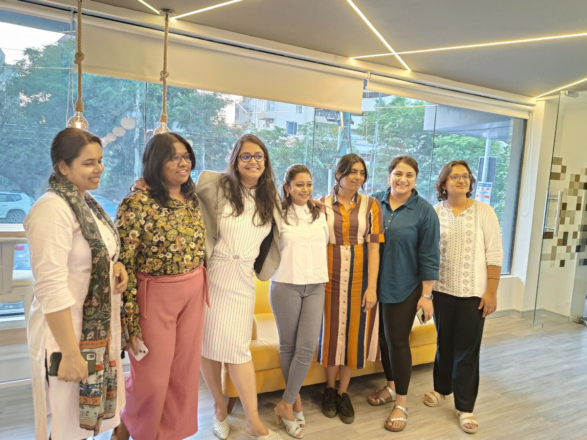 Karmalife_AI's tweet photo. An amazing evening at our first all-hands meeting for the year, celebrating camaraderie and appreciation in our stunning new office! We set goals for the future and discussed exciting new endeavors. Here's to another successful year ahead 🎉👏 #teamwork #CompanyCulture #KarmaLife https://t.co/3Lhp2mN3u7