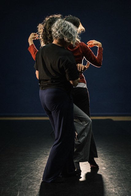 UCCcreative's tweet photo. The Vintage returns to Dance Cork Firkin Crane for a week of mentorship with Bebe Miller this April.

There is a free public sharing of work on Friday 28 April, 6pm, all welcome. RSVP essential to boxoffice@firkincrane.ie by Wednesday 26 April.

https://t.co/TUHMap86Eo https://t.co/hTzBOunz9c