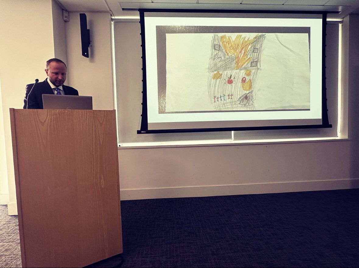Pospo's tweet photo. Prof @dennisougrin exploring the impact of the war on the approx 30000 refugee children from #Ukraine
#springconference2023 https://t.co/oCwPhOQ58t