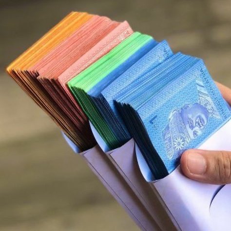 _dammmnish's tweet photo. Planning Aidilfitri’s budget
2023 Edition :

To celebrate hari raya aidilfitri, people need an adequate budget. Not too less yet not too much. The question right now is, How to spend it well? What should we do?

[THREAD]

#Malaysian #aidilfitri #raya2023 
#kita #COM2012B23 https://t.co/YESNWc3P9a