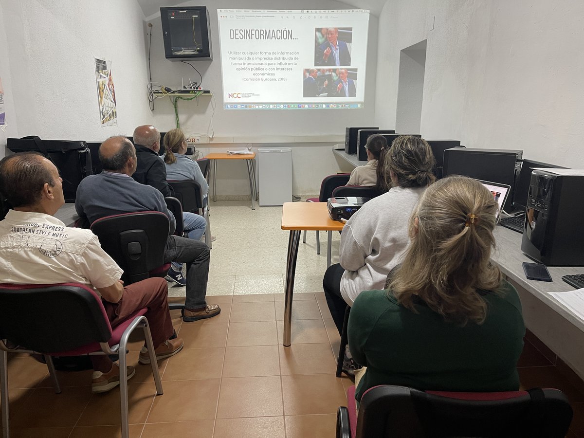 EDAlburquerque_'s tweet photo. Durante esta semana, nos volvemos a unir, en #Alburquerque y #VillardelRey, participamos y celebramos la semana #AllDigitalWeeks  2023 con sesiones de Ciberseguridad y familias conectadas y  Herramientas y Recursos Digitales para Combatir la Desinformación  #ADWeeks2023 https://t.co/megQpJqAwD