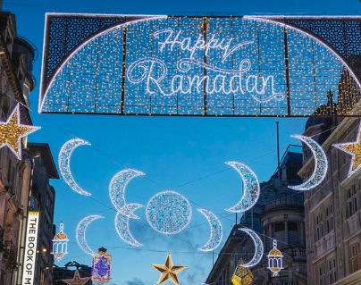 TomMcArthur's tweet photo. 🌟We're getting a lot of people checking this out from the @ConversationUK today as well

It's about why London’s first #Ramadan lights celebration have apparently been kind of a big deal for Muslims everywhere 👇

🔗https://t.co/TpMxNnn4EP https://t.co/ZpNXh538Nh