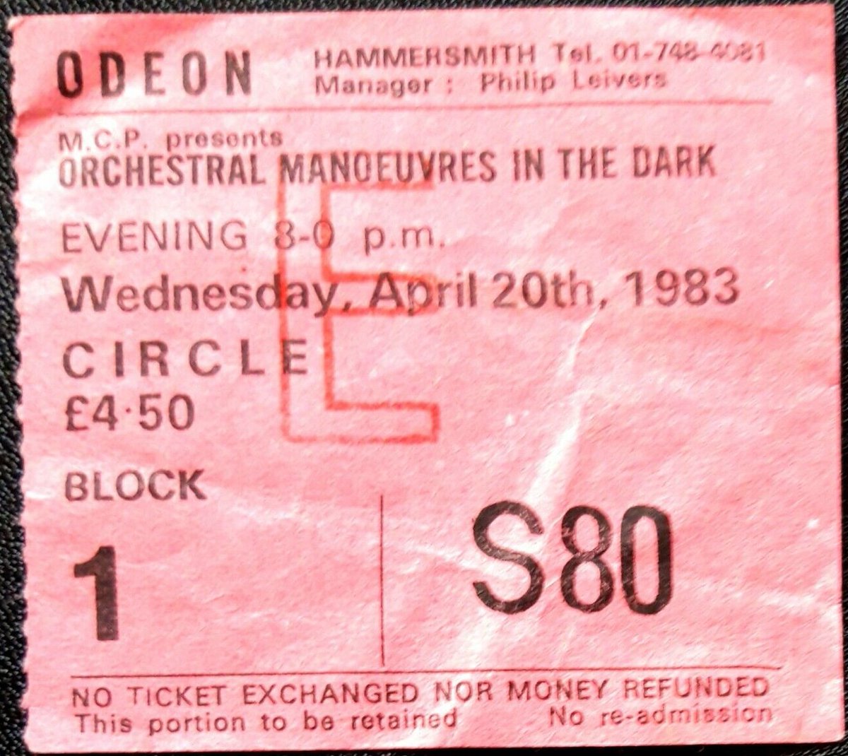 OMD40_'s tweet photo. #OTD in 1983 #OMD play the second of two consecutive nights at the Hammersmith Odeon in that London on the <Dazzle Ships> tour, as documented by these two splendid 80s artefacts, namely a bootleg cassette and a ticket stub. #OMD40 #DS40 #OMDlive https://t.co/SOGuShEDcl