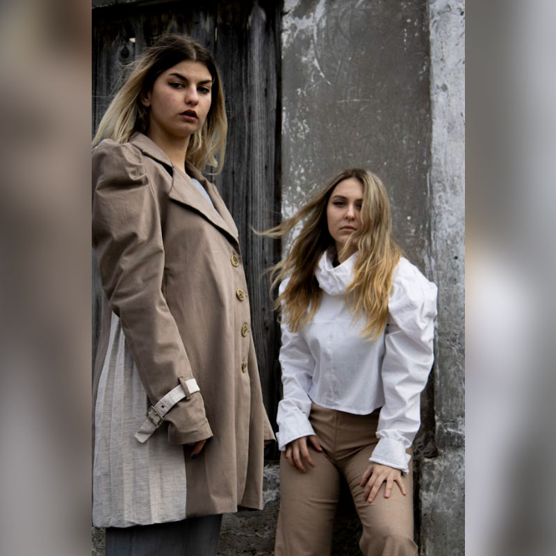 a_politehnika's tweet photo. Projekat "Moda i fotografija" realizovan je kroz saradnju studenata završne godine studija na programima Modni dizajn proizvoda od kože i Grafički dizajn.
#modnidizajn #grafickidizajn #diplomskiradovi #studentskiradovi #izlozbastudenatadizajna #studentskigrad #atssb #beograd https://t.co/M7tf73w5KF