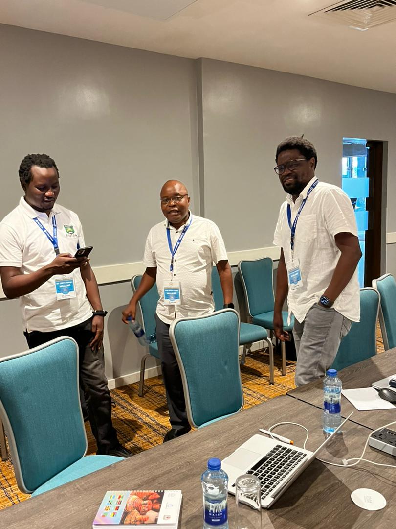 tembo_mavuto's tweet photo. Cliff, Maurice and I having good moments in Public Relations training at Four Point Hotel in Dar. Check out calls for scholarships. Coming soon! @AceAfrica #AceinDar https://t.co/6rgNcQqiQz