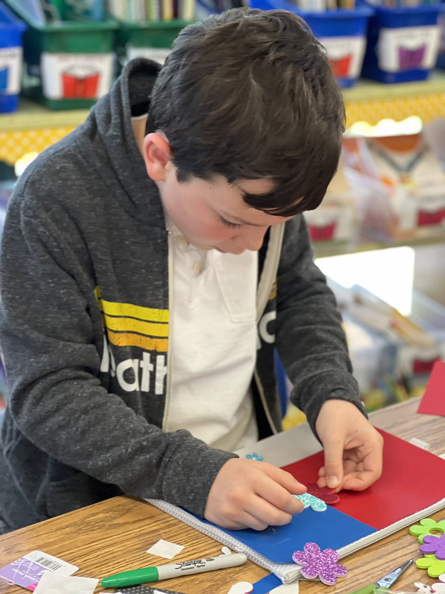 Amber Rago tweet media