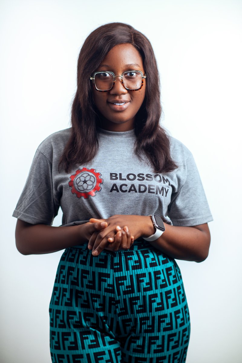 blossomacademy_'s tweet image. #BlossomAlumnaeSpotlight. Meet Stephanie Osei-Danso. She has a background in Statistics from KNUST.

Sign up for our programs here: lnkd.in/gdaSQtwh
#TheFutureIsData #DigitalAfrica #Talent4Startups #fellowshipprogram #dataanalytics #artificialintelligence #younggirls