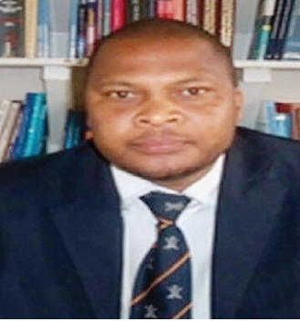 RENOWNED Bulawayo surgeon Dr Kelvin Tendai Kaseke has died. He was 44. Dr Kaseke died at Avenues Clinic in Harare, where he was admitted for an undisclosed illness @ManicaPostZim @TheMirrorMsv @harare_post